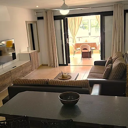 In San Marino Complex Los Cristianos