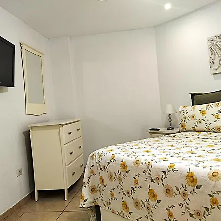 In San Marino Complex * Los Cristianos