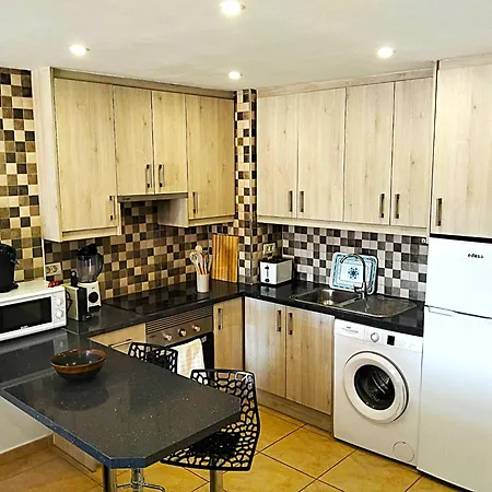 Apartman In San Marino Complex